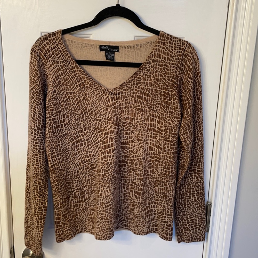Grace Cashmere Animal Print Cashmere Sweater